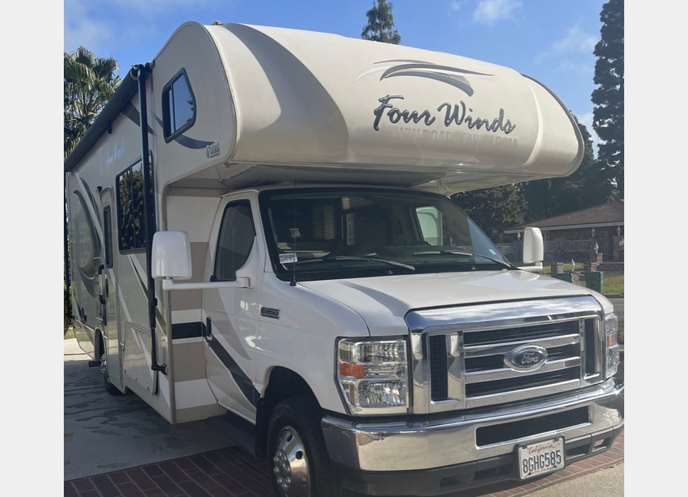 Class C Motor Home rentals in Grand Terrace