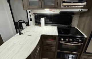 2022 Forest River Sleeps 9