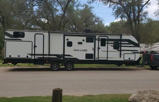 ☆Big Papa☆ 2021 Heartland Mallard M33