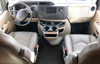 2020  Entegra Odyssey  SOLAR/Power Bank/Inverter