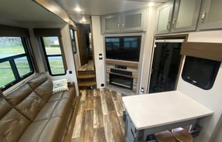 2021 Keystone RV Fuzion 424