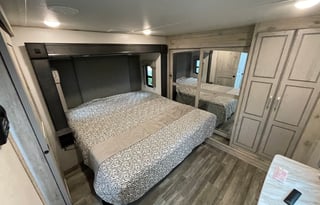 2021 Keystone RV Avalanche 395BH