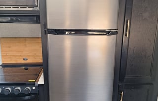 "Ellie Mae" Bunk Room/ Full Outside Kitchen