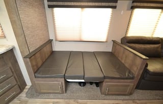 2020 KZ Connect! Beautiful, spacious, and cozy!