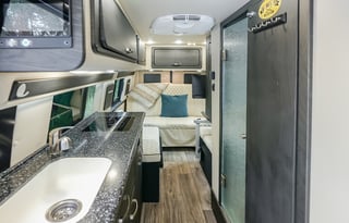 Only 185 weekday Mercedes Seats 5 Sleeps 2-3