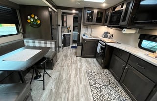 Seasonal Serenity: The Barrel's Blissful Retreat