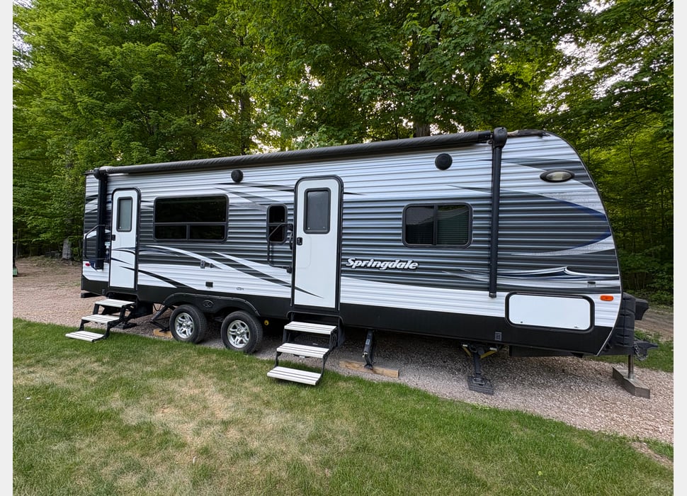 Travel Trailer rentals in Bark River