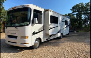 2007 Four Winds RV Hurricane 31D