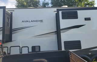 2020 Keystone RV Avalanche 320RS