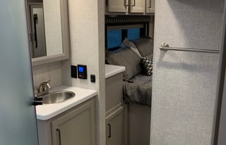 2023 Thor Motor Coach Quantum LF31