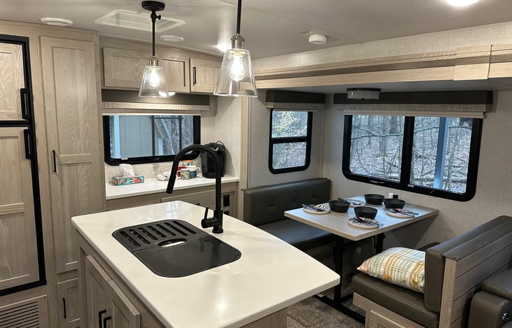 Island and dining area. With coffee nook in the background.