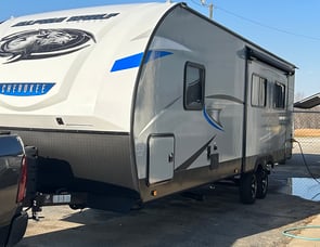 Forest River RV Cherokee Alpha Wolf 27RK-L