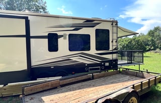 2022 Raptor 352 Toy Hauler