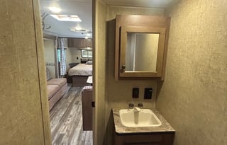 COZY 2017 KZ Spree Escape E250S