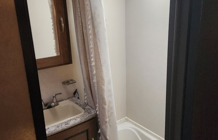 Bathroom shower