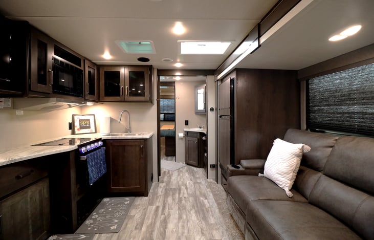 Experience "Loyal" with our 2022 Grand Design Transcend Xplor 251BH located near Table Rock Lake near Branson Missouri and Lake Of The Ozarks. Thank you from us at StoneMountainRVs(dot)com