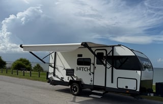 The Ultimate Modern Adventure - with Bunkbeds