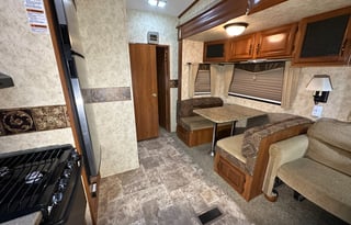 Keystone – 2nd Bed Room w/ Half Bath Sleeps 10