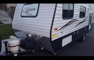 Coachmen Clipper Ultra-Lite bunkhouse
