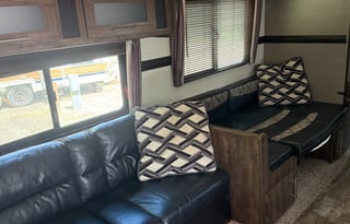 2019 Crossroads RV Volante 31BH