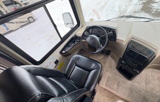 2018 Jayco Motorhome sleeps 10!