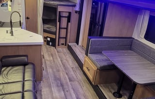 2023 Grey Wolf  (delivery only)