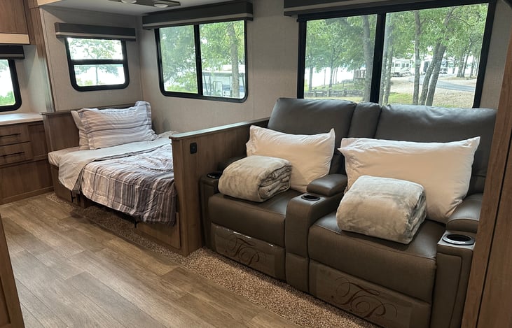 Main living area sleeping arrangements