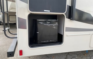 2021 Coachmen RV Leprechaun 319MFB