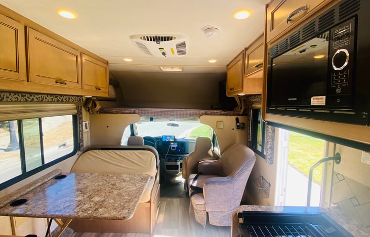 Kitchen and dinette table