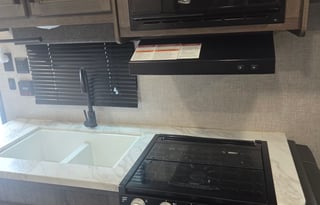 Family Friendly Jayco Camper Sleeps 4-5