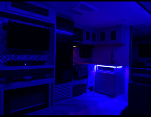 CrossRoads RV Longhorn 298FB