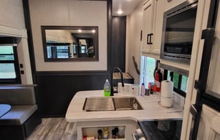 2022 Jayco Eagle HT 29.5BHDS Full Service Set Up