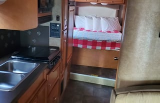 Suite RV Rentals | CLEAN | Family & Pet Friendly!