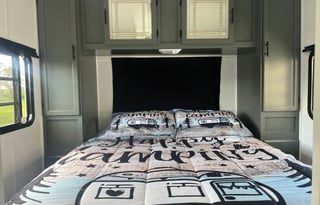 Newly Updated Shasta RV