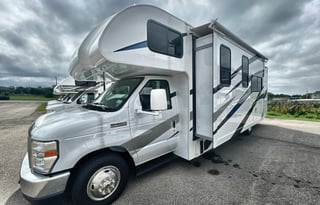 2023 Thor Motor Coach Freedom Elite 28HE