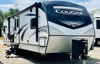 2021 Keystone Couples Cougar travel trailer