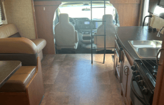 2018 Winnebago Minnie Winnie 31K