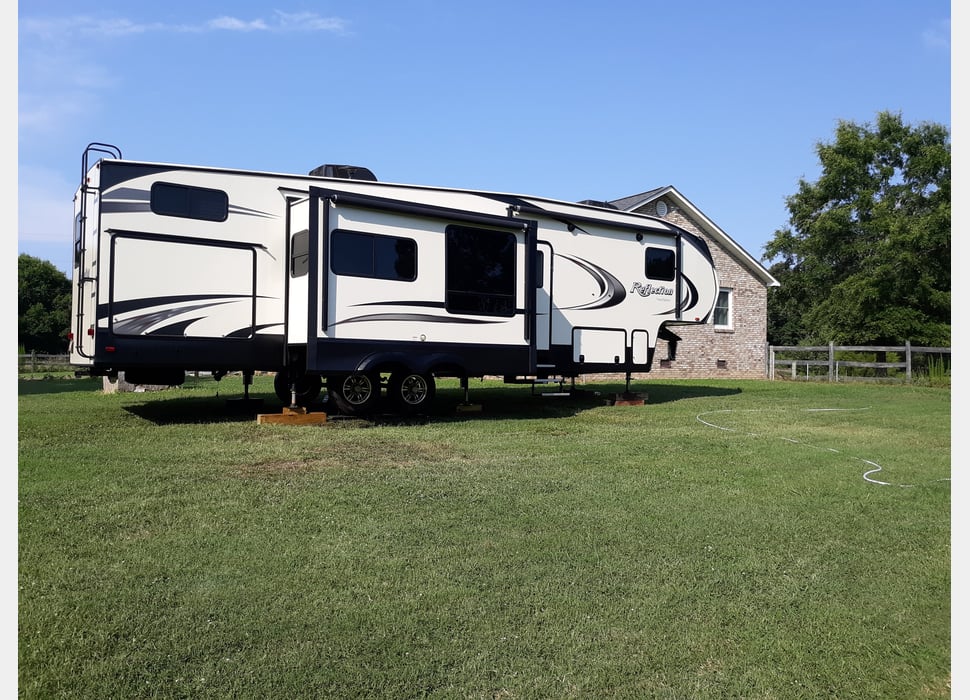 Fifth Wheel rentals in Concord