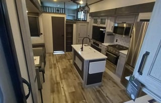 We Deliver! 2023 Montana 381TB 2 bed/2ba w Loft