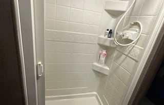 Adventure Awaits: RV Rental Sleeps 8 Comfortably!"