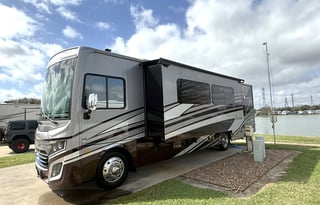2024 Fleetwood Bounder 35K