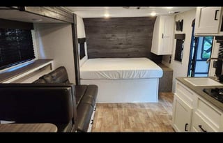 Keystone RV Hideout