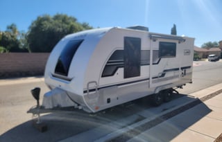 The Perfect Travel Trailer For You!   Lance 1995