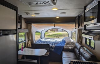 2017 Dutchmen RV Kodiak Ultra Lite 186E