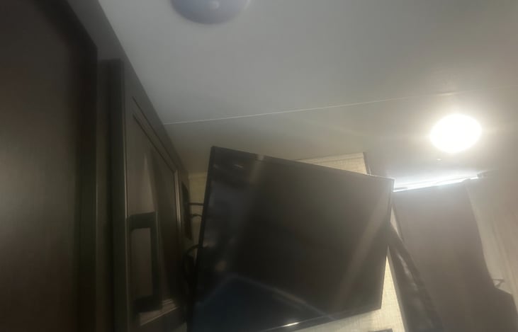 Upgraded to a 32 inch tv in living area!