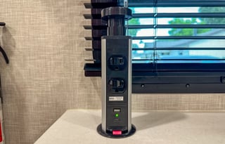 Spacious & Family Friendly Micro Lite 25 ft