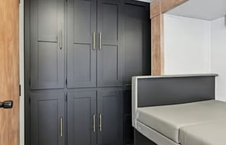 2022 Keystone Springdale 1860SS: Light, Spacious