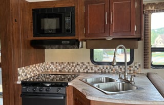 2019 Coachman Pursuit 31BH “Big Bob"