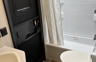 Millan - 2024 Like New Sleeps 7 Delivery Available