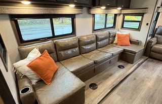 The Cozy Ridge Retreat